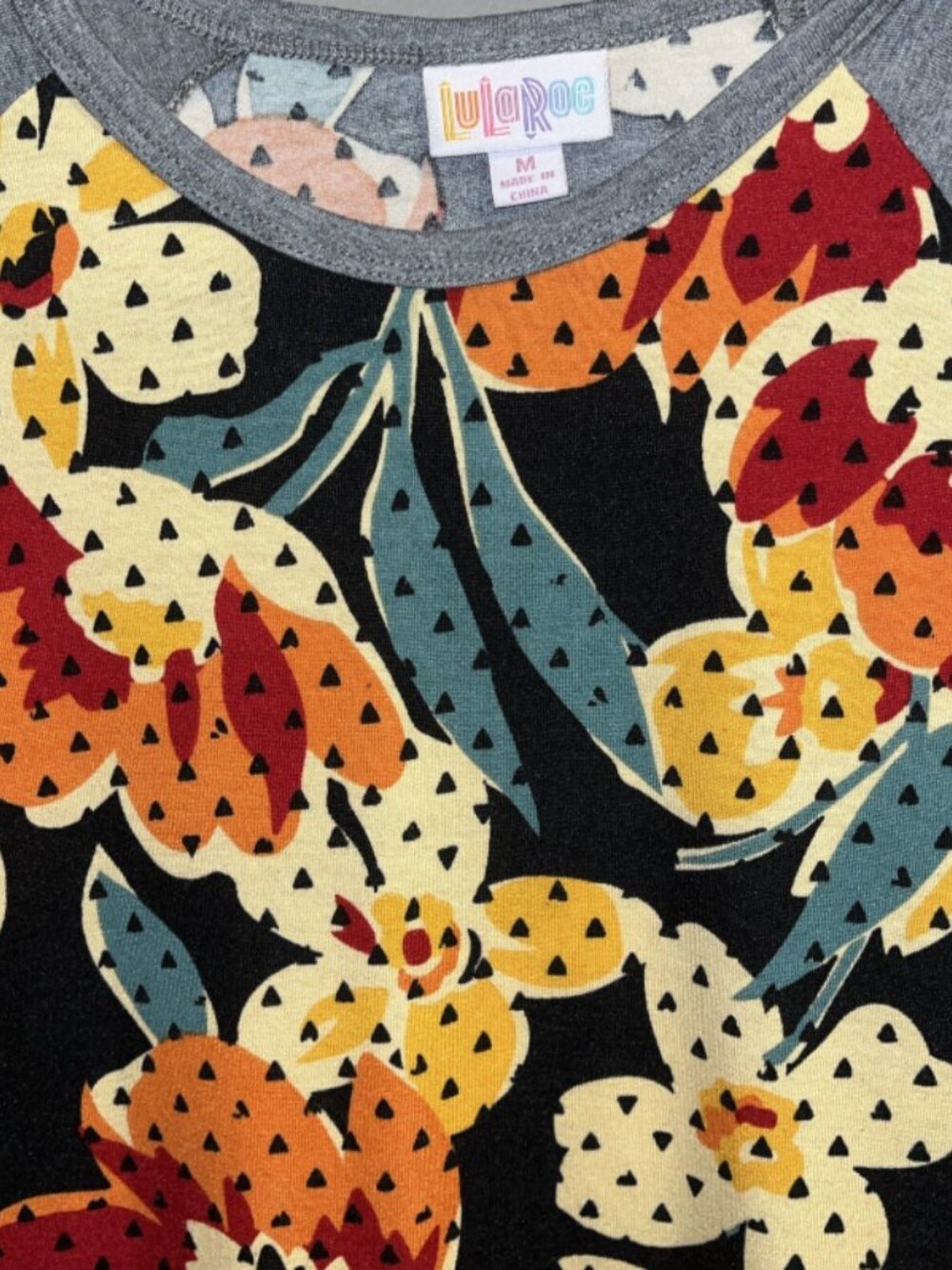 Lularoe Randy Floral Raglan Tee Womens M 3/4 Sleeve Top Stretch Knit - Picture 8 of 8